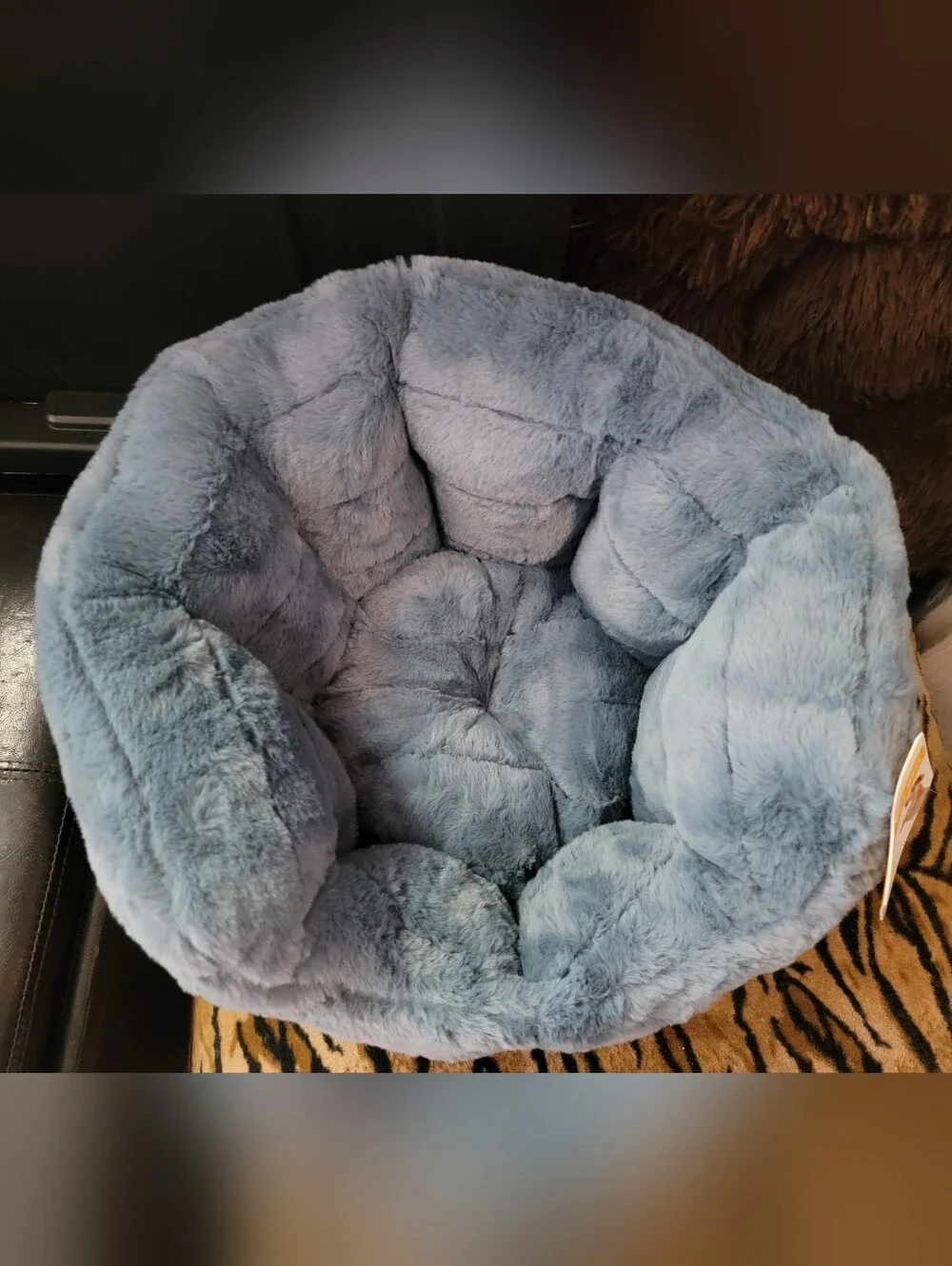Plush Round Pet Bed Dog Or Cat in Blue Gray Xs Small Pet
